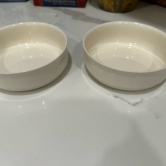Set of vintage Cream Calhoun coupe bowls🔥🔥 - Picture 2 of 3